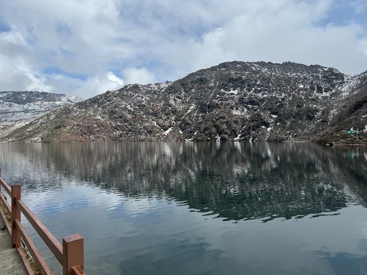Tsomgo Lake (12,300 ft)