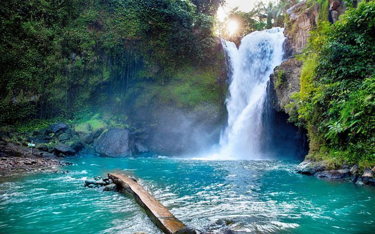 Tegenungan Waterfall
