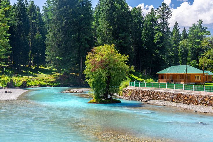 Betab Valley