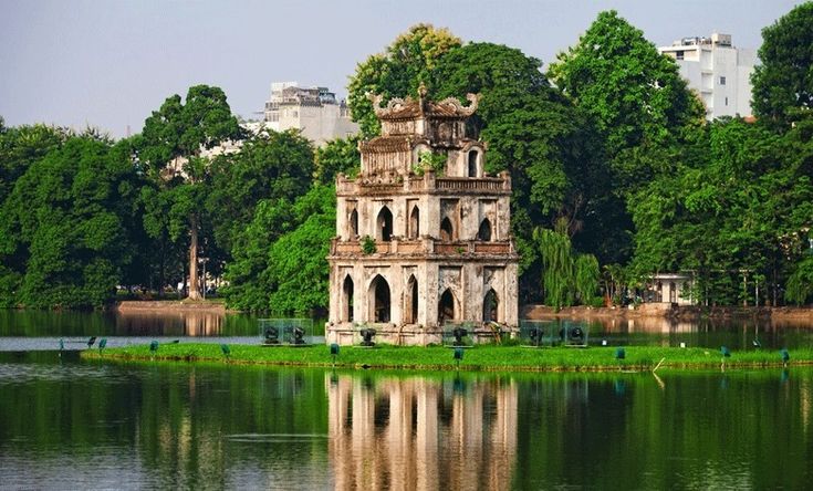 Hoan Kiem Lake