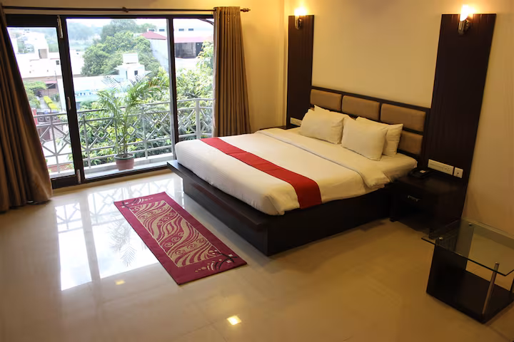 Hotel Surya Kaiser Palace