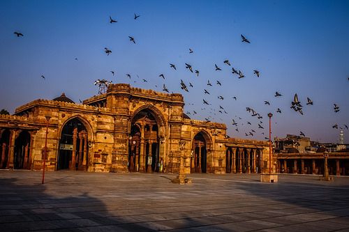 Gujarat Spiritual & Coastal Tour | Dwarka Somnath Diu Gir & Ahmedabad