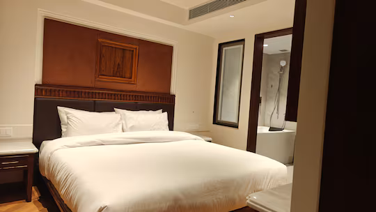 Hotel Vishnu Palace