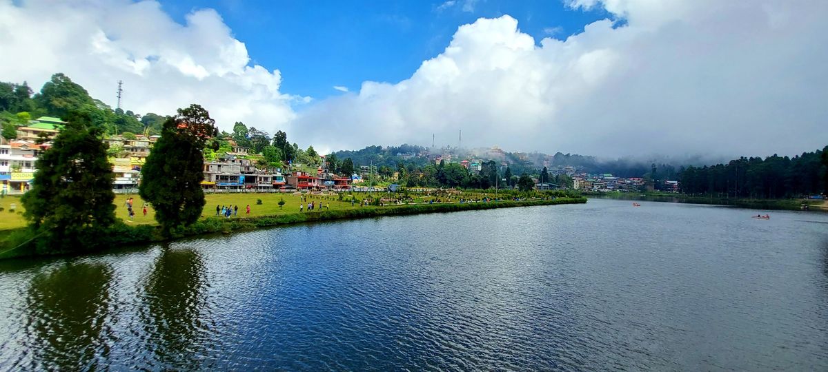 Mirik Lake