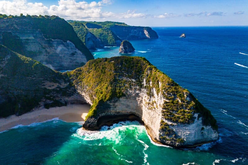 Kelingking Beach