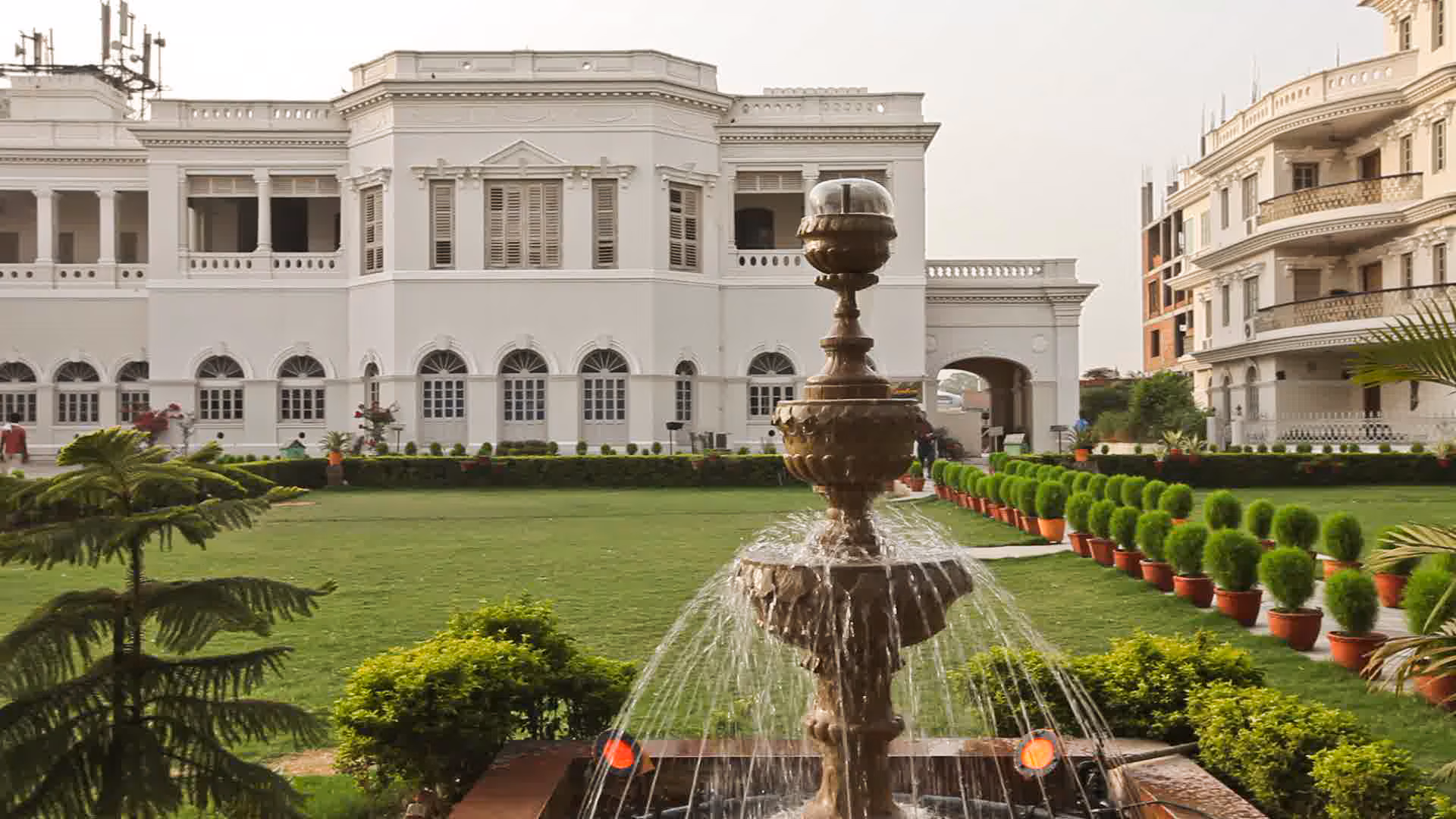 Hotel Surya Kaiser Palace