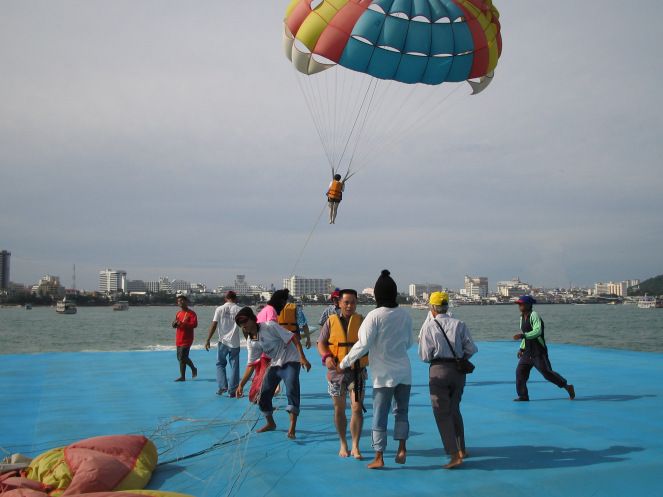 Parasailing (optional)