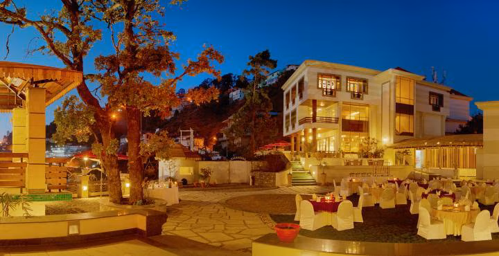 Hotel Royal Orchid Fort Resort