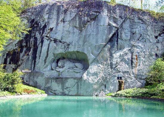 Lion Monument