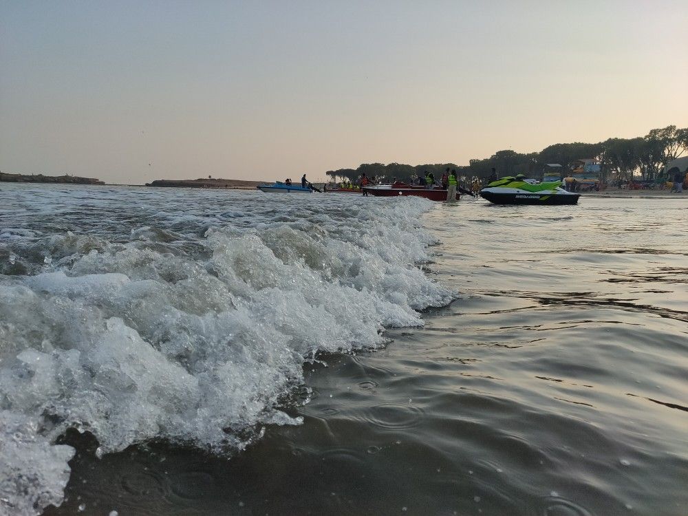 Nagoa Beach