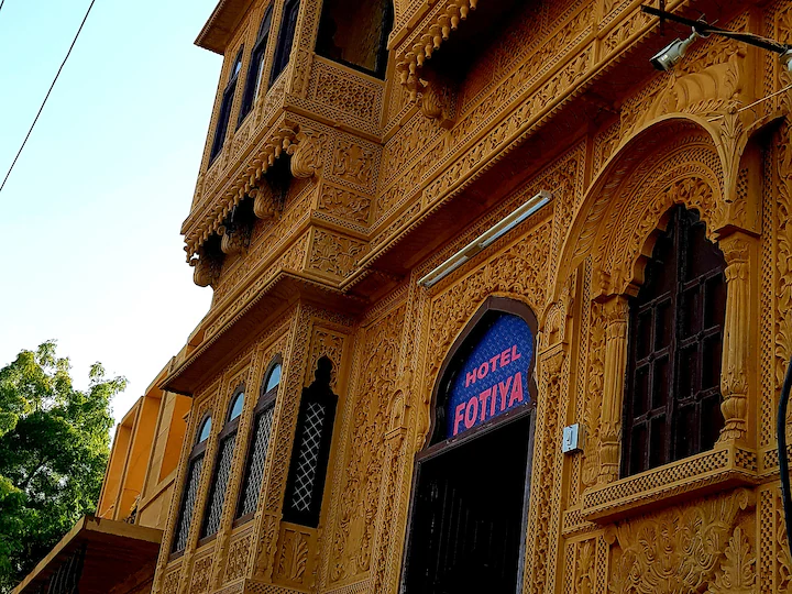 Hotel Fotiya