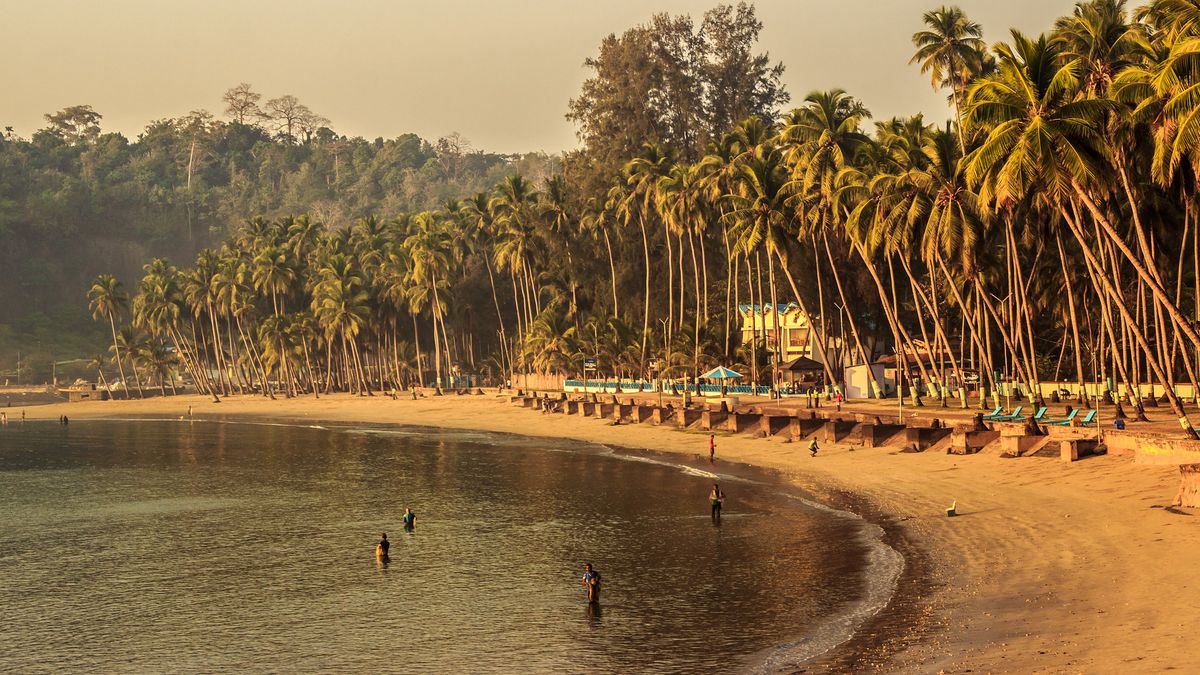 Corbyn’s Cove Beach