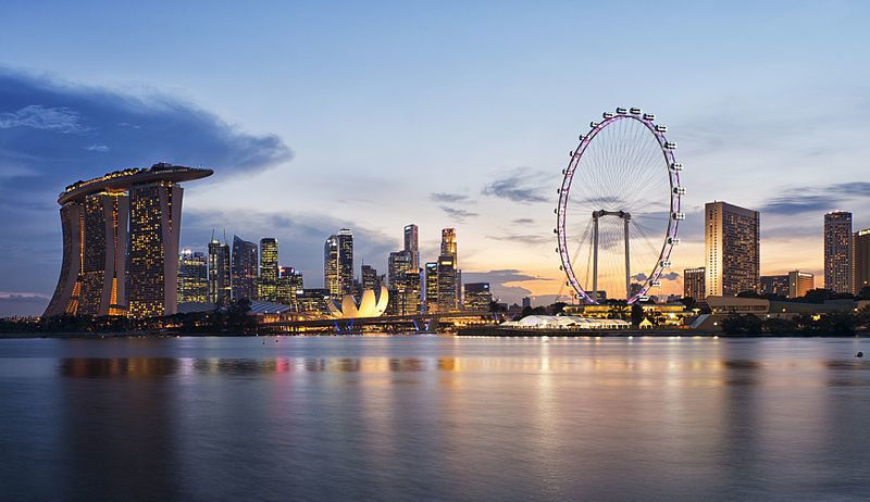 Singapore Romantic Getaway | Luxury & Night Experiences