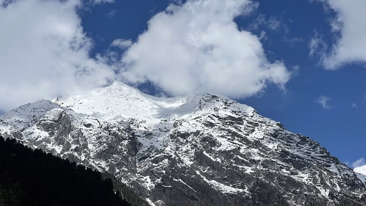 Aru Valley