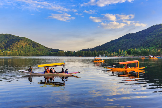 Dal Lake / Nigeen Lake